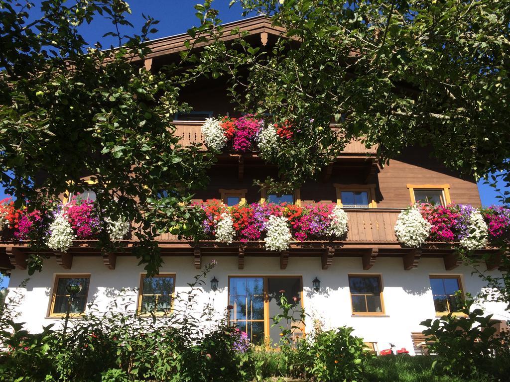 Stockingbauer Villa Леоганг Екстериор снимка